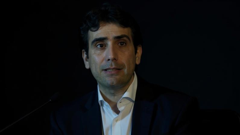 Presidente do BC prevê ganhos com absorção da IA, mas fala em baixa aderência do Brasil à tecnologia.