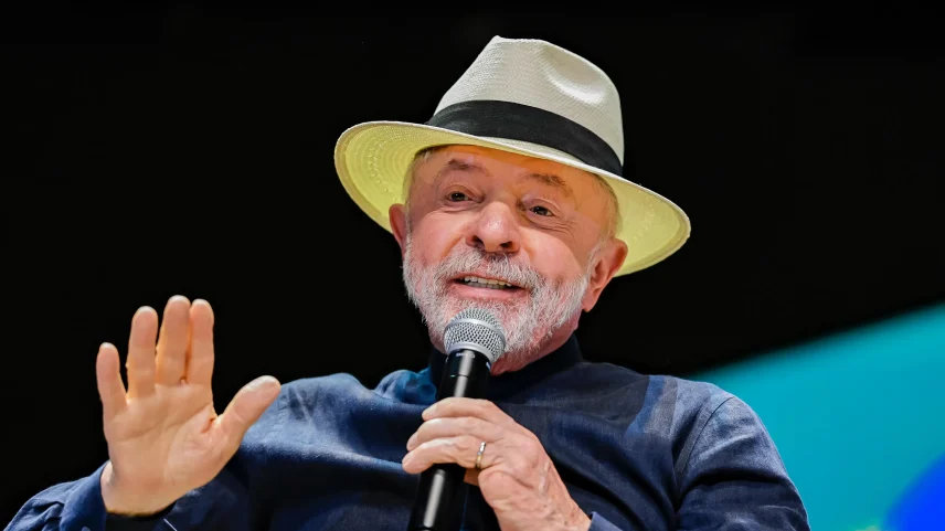 Quando Lula fala em “enforcar” adversários, ele revelauma parte do que ele pretende fazer — e já está fazendo — com um país que o rejeita. Foto: Ricardo Stuckert / PR (Foto: Ricardo Stuckert/PR)