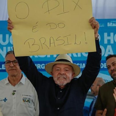 Lula defende o Pix e afirma que sistema brasileiro assusta EUA