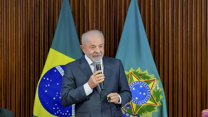 O presidente Lula durante reunião ministerial - 03/06/2026