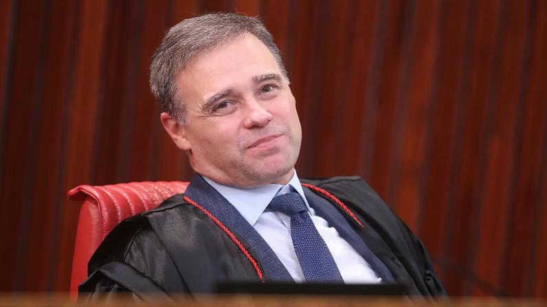 Ministro reconheceu tom elogioso e declaração de apoio, mas não viu propaganda antecipada. (Foto: Luiz Roberto/TSE)