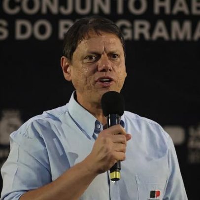 Tensão entre auxiliares de Tarcísio e PT com assistência a dependentes químicos