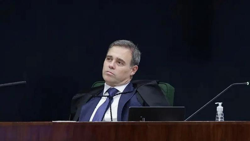 O ministro André Mendonça, em sessão da Segunda Turma do STF