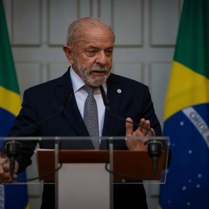 Lula discursa em Belo Horizonte enquanto PF atua contra líder do governo