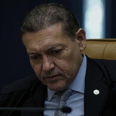 Nunes Marques é sorteado para analisar queixa de Flávio contra Lula por ameaça