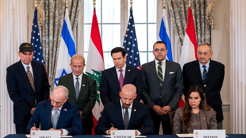 Imagem colorida mostra assinatura de acordo entre EUA, Israel e Líbano - Metrópoles