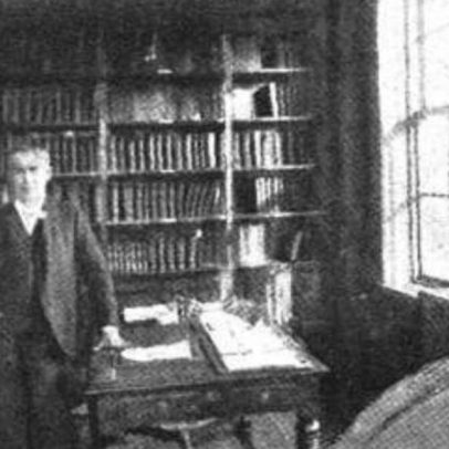 Guerra das Correntes: como Tesla e Edison moldaram a eletricidade doméstica
