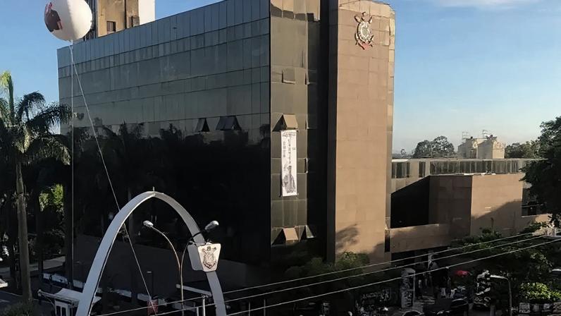 Assembleia não poderá ocorrer até que a Justiça analise o caso-