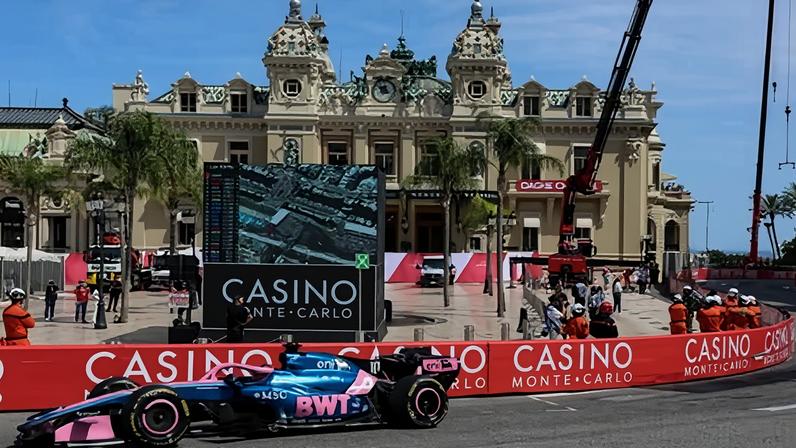 Gasly volta ao pódio em Mônaco após erro de cronometragem