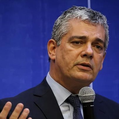 Tarifas: pragmatismo econômico importa, mas política influencia, diz Troyjo