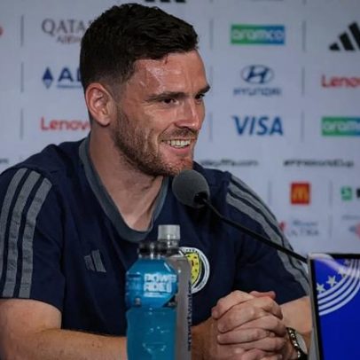Robertson cobra melhoria ofensiva da Escócia e elogia Alisson