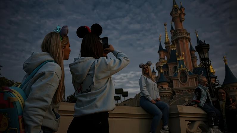 Disney registra déficit de US$ 4,2 bi nos parques de Paris