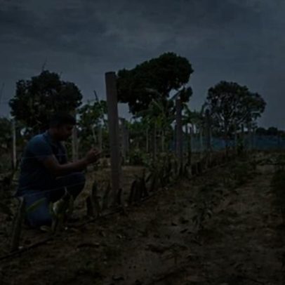 Temo que haja guerra por água enquanto poços secam no Bangladesh