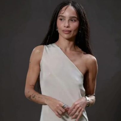 Zoë Kravitz mostra pela primeira vez anel de noivado com Harry Styles