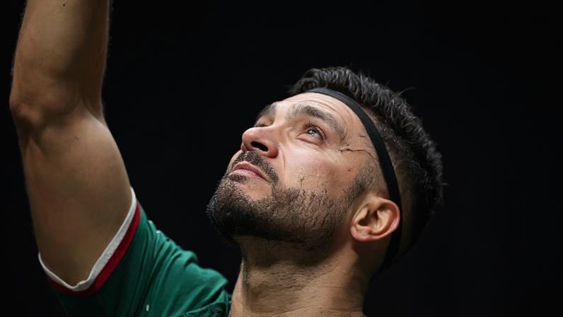 Raul Jiménez marcou na abertura da Copa e emocionou torcedores com sua história de superação –