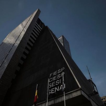 Justiça isenta Fiesp de multas por saúde mental no trabalho de empresas ligadas