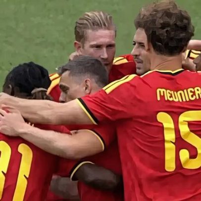 Bélgica goleia Tunísia e encerra preparação para a Copa