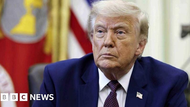 Trump reage a voto antipatriótico após Câmara censurar postura sobre Irã