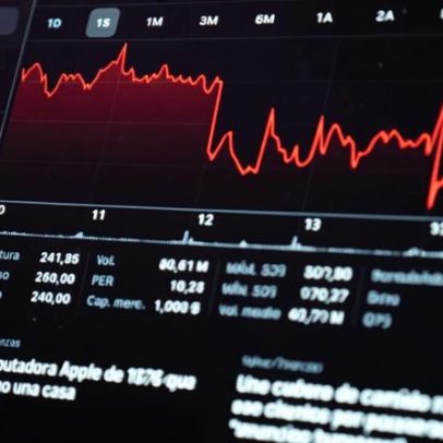 Ibovespa abre em alta com bancos e varejistas; Petrobras limita ganhos