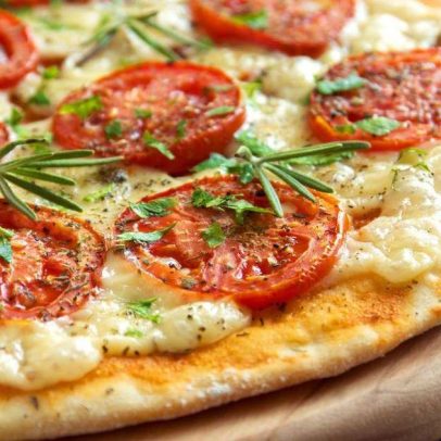 Massa coringa: prática para tortas e pizzas, veja como fazer