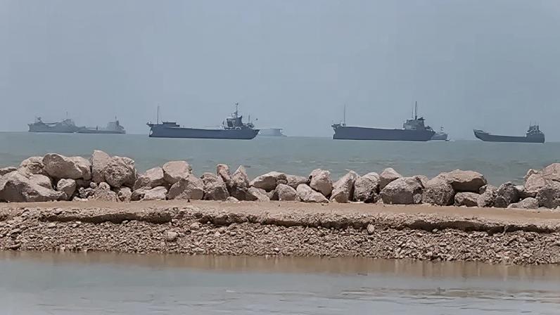 EUA levantam bloqueio naval após acordo com o Irã