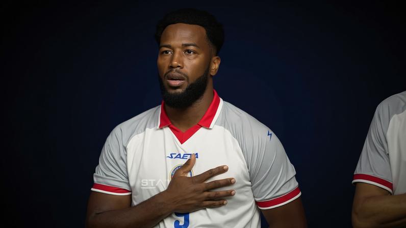 Duckens Nazon, jogador haitiano, fugiu do Irã durante tensão com EUA