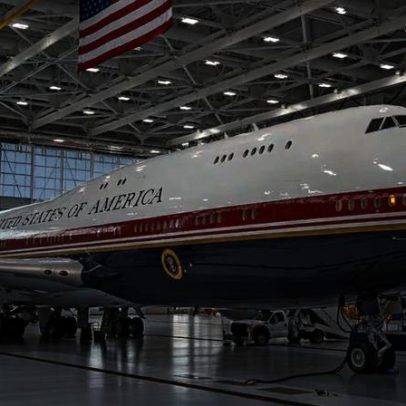 Trump apresenta Boeing 747 presenteado pelo Catar para operar como Air Force One