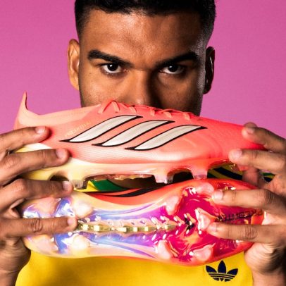 Chuteiras rosa na Copa geram debate sobre moda, masculinidade e futebol