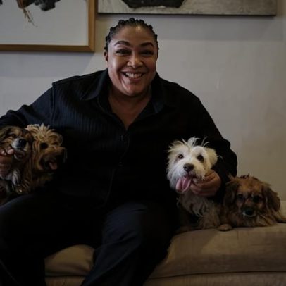 Nigerianos adotam cães como animais de estimação