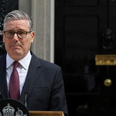 Burnham se prepara para o poder enquanto Starmer se afasta emocionado