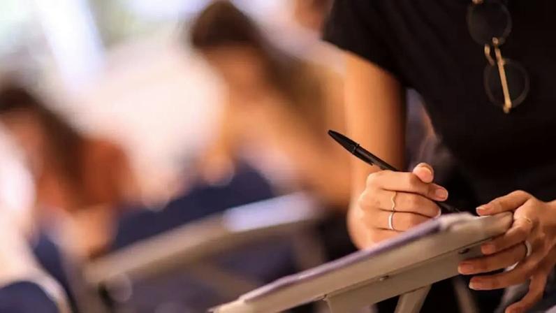 Certificadores do Enem: o que faz o profissional que ganha até R$ 864 por dia de prova