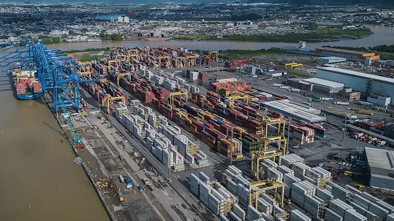 Exportações brasileiras cresceram 3,5% no ano passado