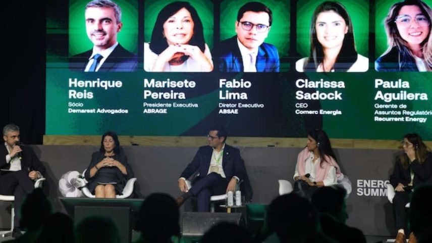 Painel sobre o marco legal e desafios à inserção de soluções de armazenamento de energia no Brasil ocorreu no primeiro dia do Energy Summit