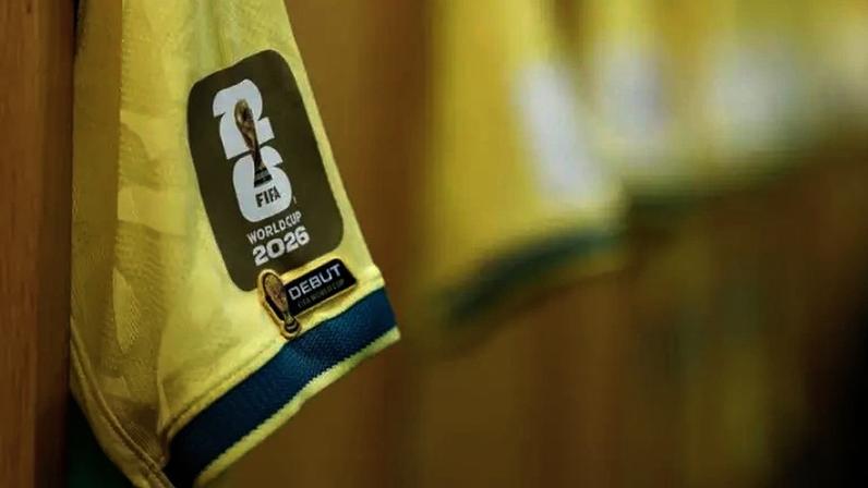 Patch dourado na camisa da seleção brasileira