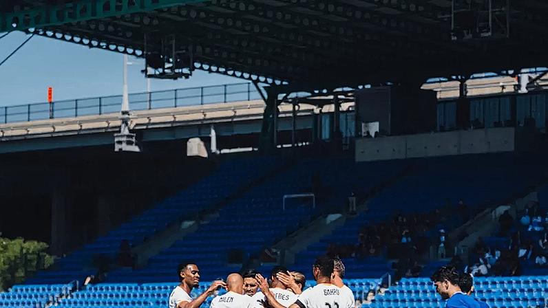 Holanda venceu Uzbequistão em amistoso antes da Copa.