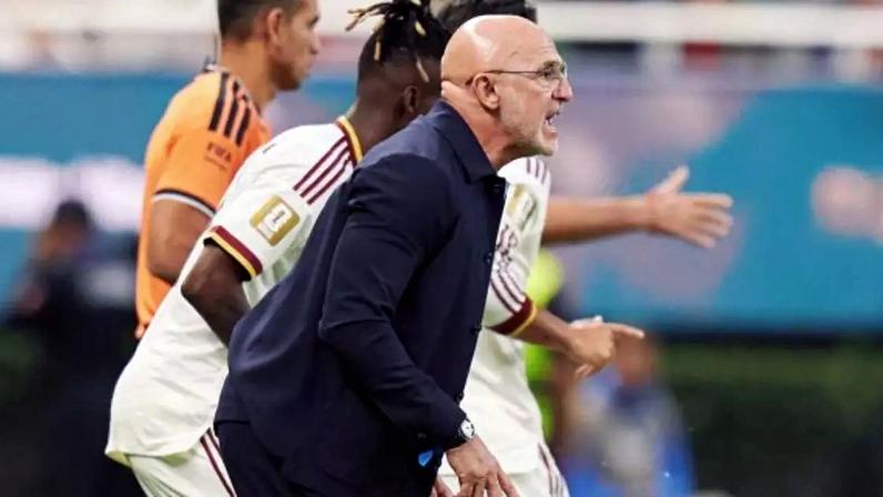 Comandante da Espanha criticou o excesso de faltas e teme perder jogadores por lesão –