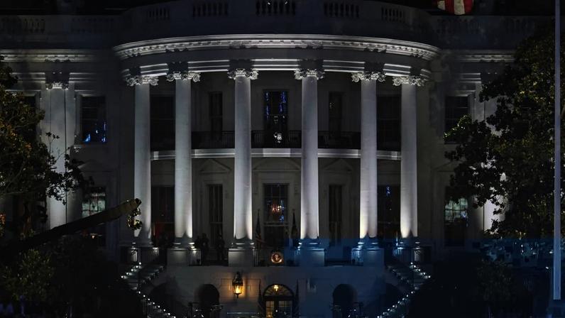 A featherweight fight on the South Lawn of the White House in Washington, DC last night on 14 June, 2026.