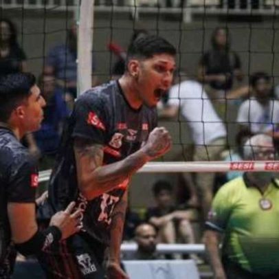 Barreto permanece no Sesi Bauru após liderar bloqueios na Superliga