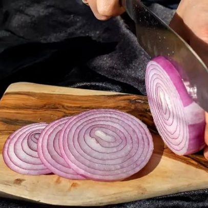 Estudo sugere cebola pode proteger contra diabetes e hipertensão