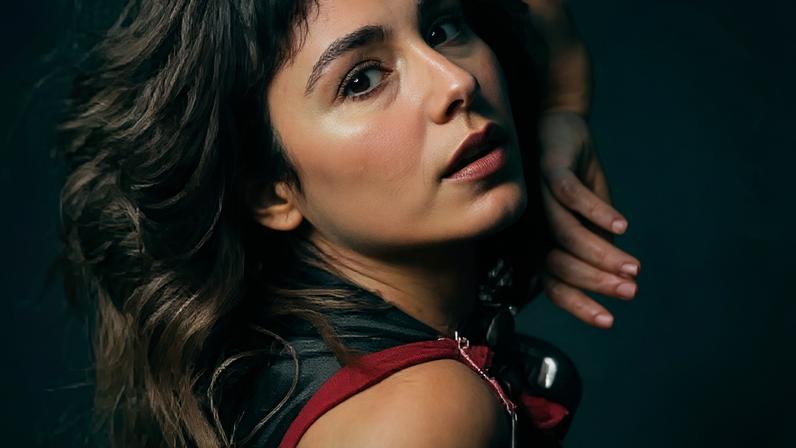 Cantora, compositora, dançarina e arte-educadora pernambucana Flaira Ferro