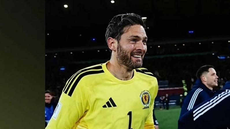 Jogador mais velho da Copa estreia em torneio e encara o Brasil: Craig Gordon