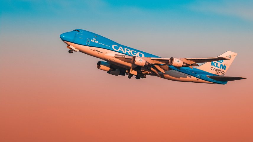 Realidade operacional impõe desafios que vão muito além da velocidade dos aviões