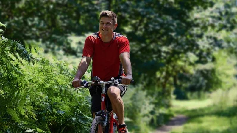 Andar de bicicleta é benéfico para a saúde e para o meio ambiente