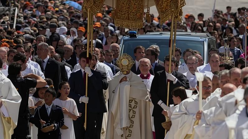 Mais de um milhão participam de missa ao ar livre com o Papa em Madrid