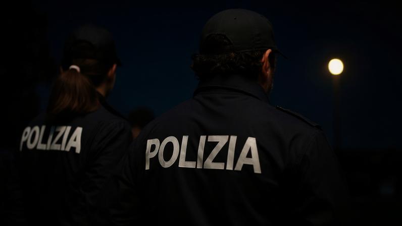 Duas pessoas presas após incêndio em van mata quatro trabalhadores migrantes na Itália