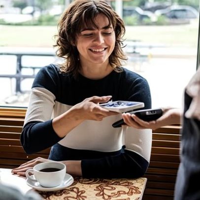 Restaurante pague o quanto quiser oferece comida gratuita conforme a consciência