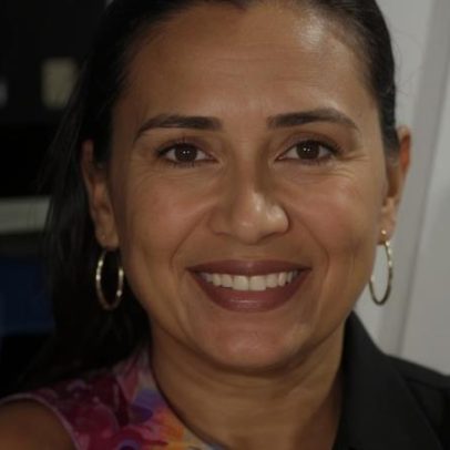 Policial civil mata esposa em restaurante na Bahia e tira a própria vida