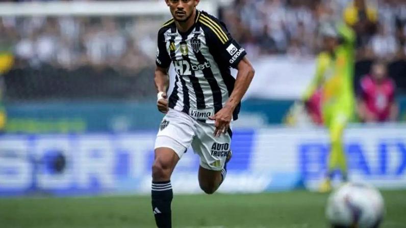 Gustavo Scarpa em ação pelo Galo –