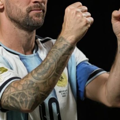 Messi iguala Klose e vira maior artilheiro da história das Copas
