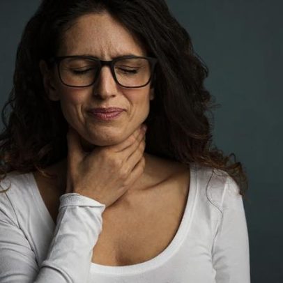Garganta inflamada: quando usar pastilha e quando antibiótico